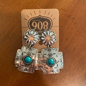 Silver/Turquoise Dangle Earrings